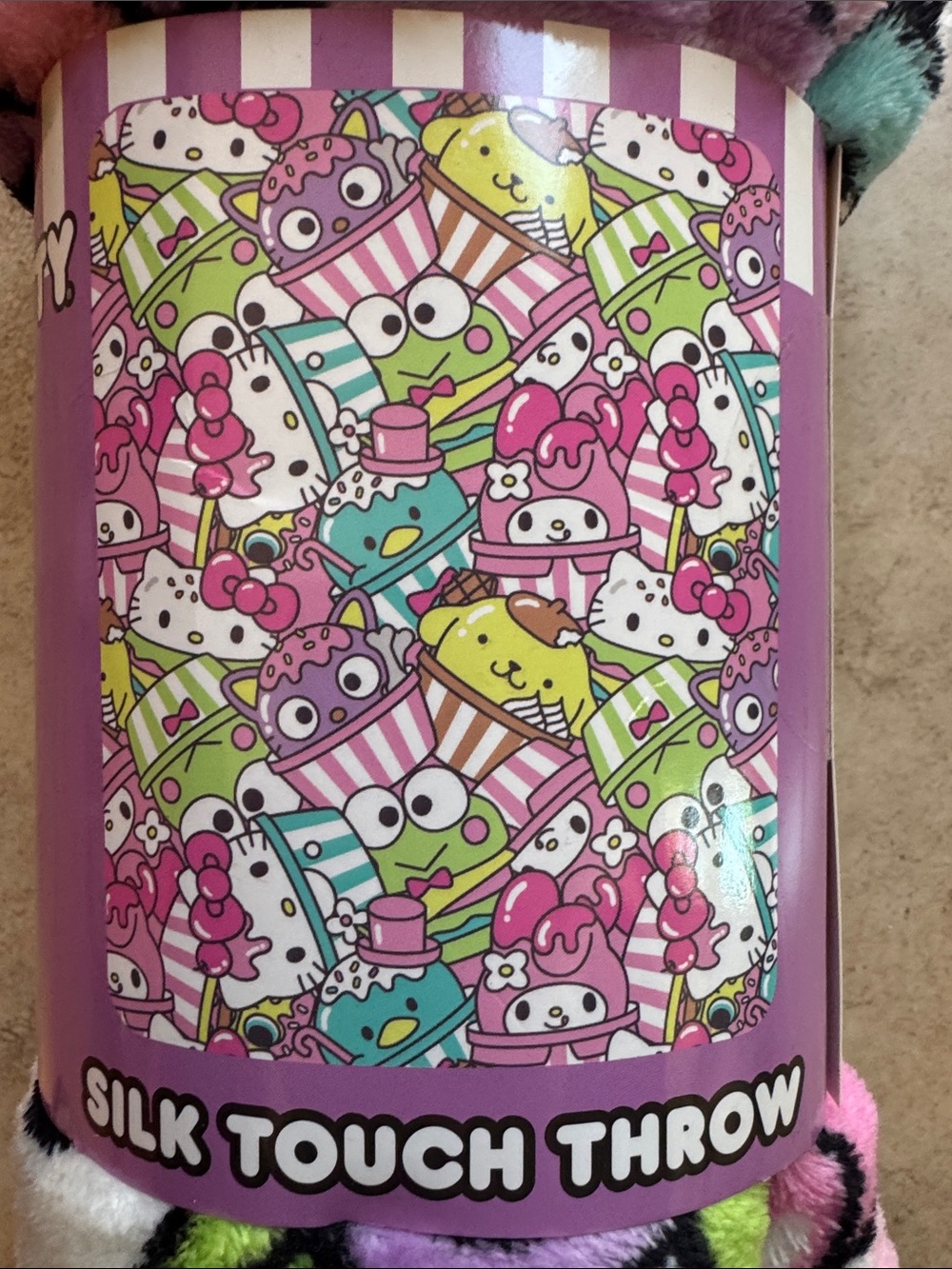 Hello Kitty and Friends Throw